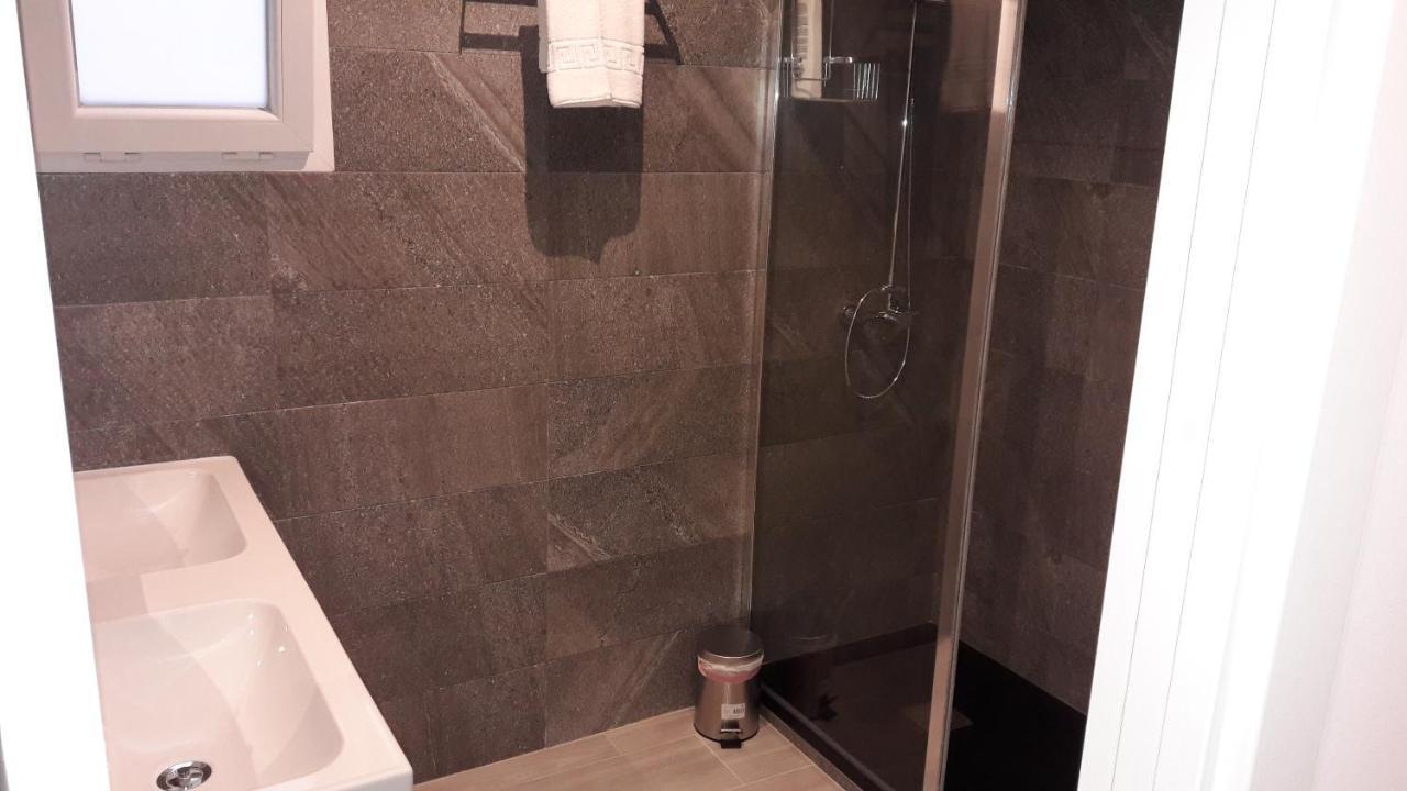Apartamento Guesting Velazquez Cádiz Exterior foto