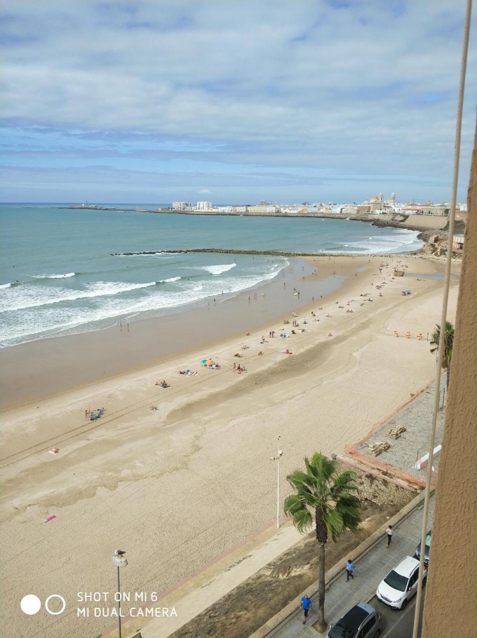 Apartamento Guesting Velazquez Cádiz Exterior foto